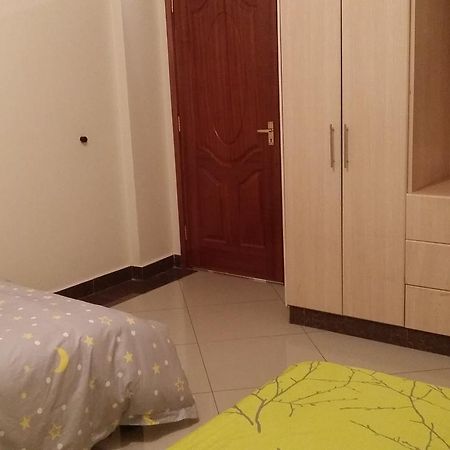 Bed and Breakfast Evergreen Heights Найроби Экстерьер фото